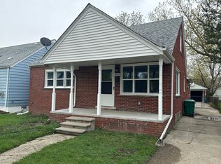 24525 Fern Ave, Eastpointe, MI 48021