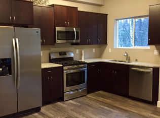 11302 Avion St, Anchorage, AK 99516