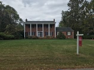 3 Heather Ter, Kinnelon, NJ 07405