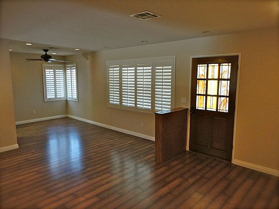 5th image of 2463 Meadow Lark Dr