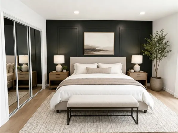8125 Redlands St, Playa Del Rey, CA 90293