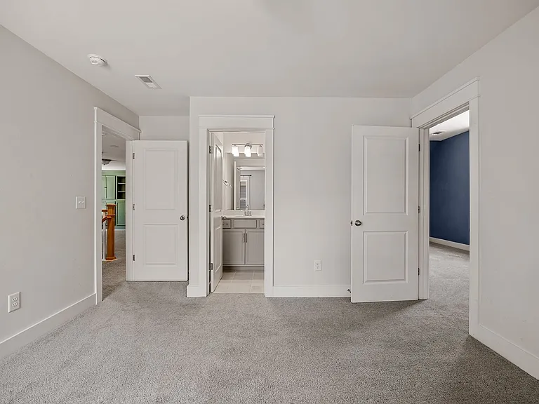 1037 Cortland Valley — Photo 25