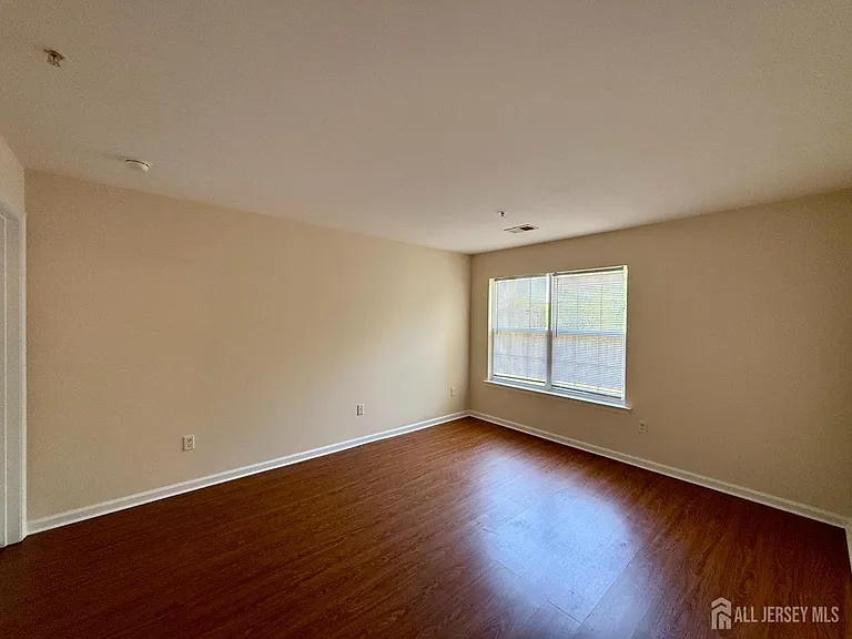 1315 Fernwood Ct — Photo 8
