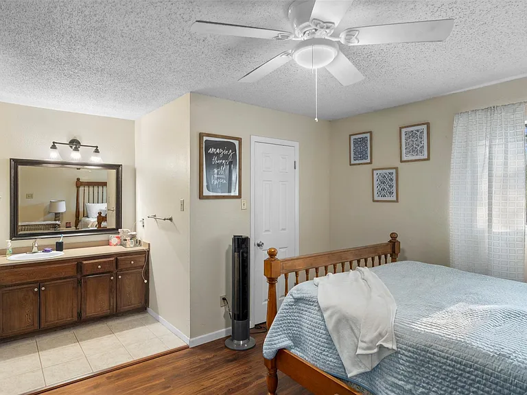 6492 Hart Ln — Photo 14