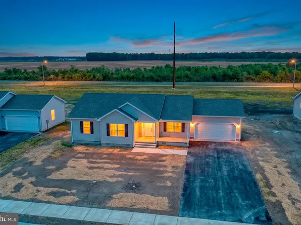 1011 Redwood Ct #11, Harrington, DE 19952