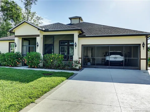 2961 SW Boxwood Cir, Port Saint Lucie, FL 34953