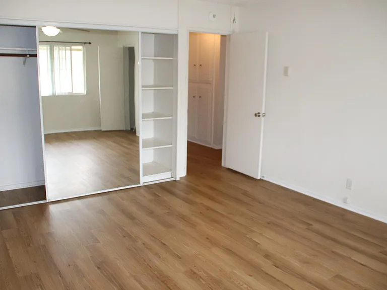 12052 Bailey St — Photo 16
