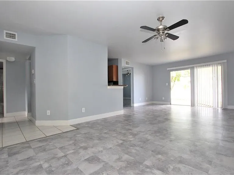3413 NW 44th St #107 — Photo 4