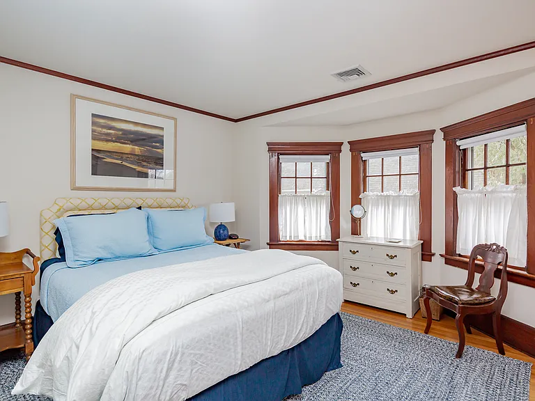 53 Meetinghouse Ln — Photo 28