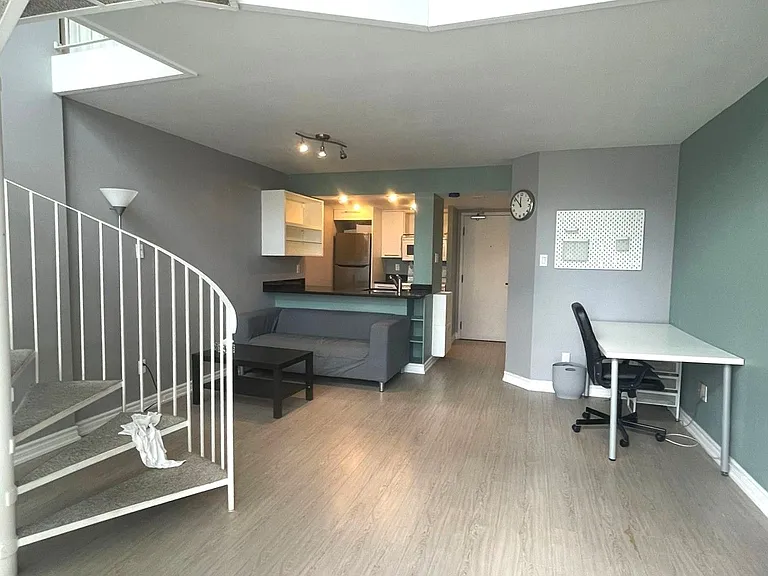25 Maitland St #1502 — Photo 7