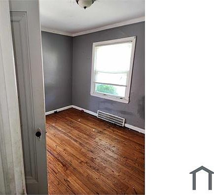 1st image of 20292 Elkhart St