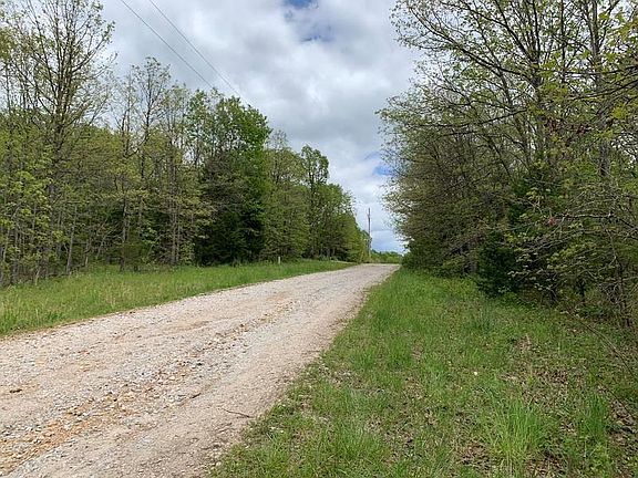 3rd image of Dogwood Ln
