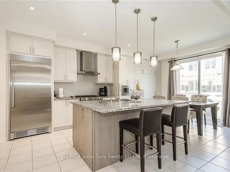 48 Pointer St — Photo 15