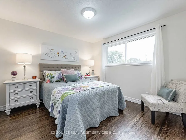 27 Brenlyn Ct #UPPER — Photo 7