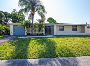 16221 SW 102nd Ave, Miami, FL 33157