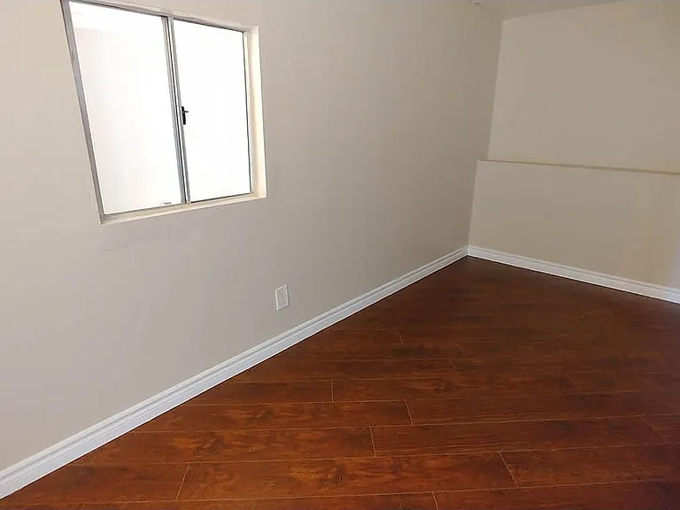 Villa De Adel Apts — Photo 207