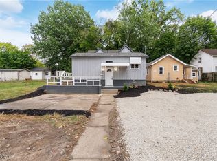 1507 Tyler St, Akron, OH 44307