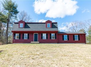 571 Matteson Rd, Coventry, RI 02816