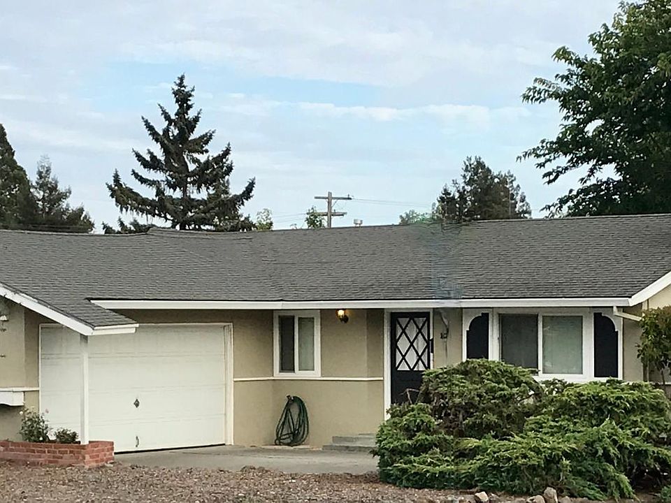 1st image of 151 W Payran St