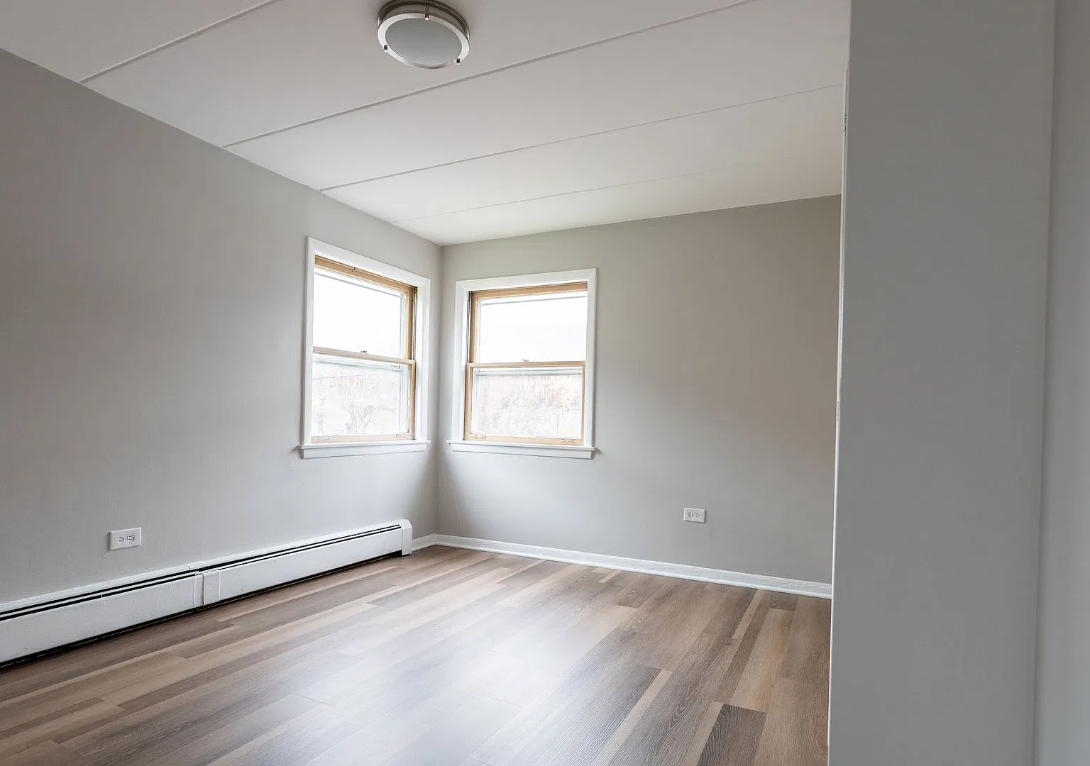 10935 S. Lloyd Dr. — Photo 4
