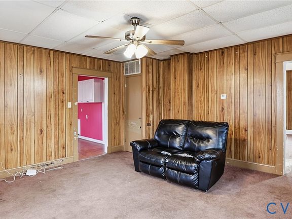 3rd image of 6301 Strathmore Rd