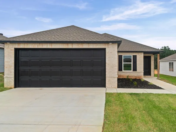 8057 Chesapeake Trl, Bauxite, AR 72011