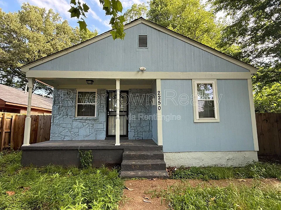 2250 Stovall Ave