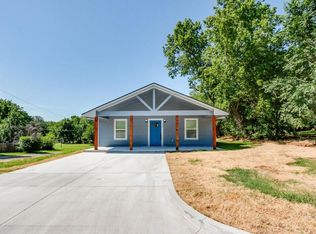 423 E Grant Ave, Guthrie, OK 73044