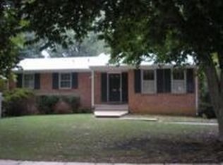 10116 Scout Dr, Fairfax, VA 22030