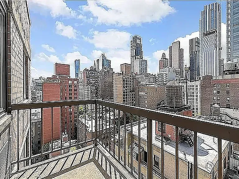 184 Lexington Ave #16D — Photo 8