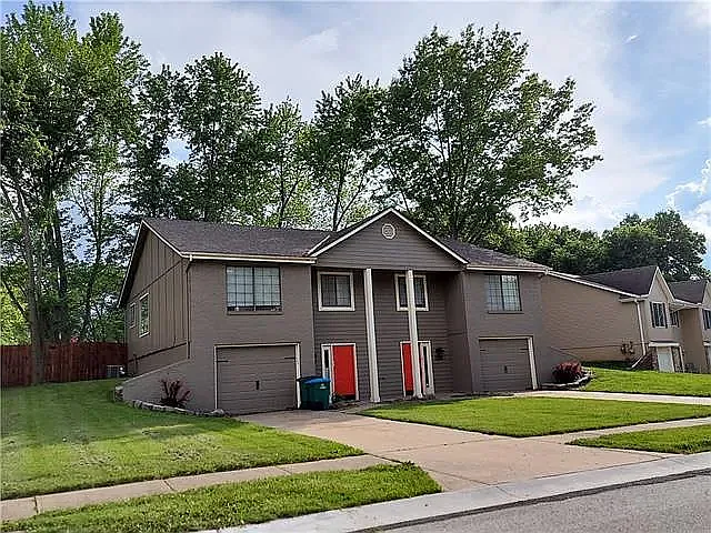 2 bed, 1500 sqft, $1,650 — Photo 2