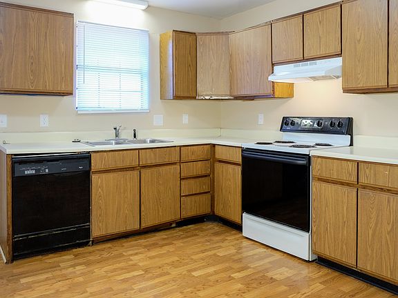 5th image of 420 Eddy Ln APT B
