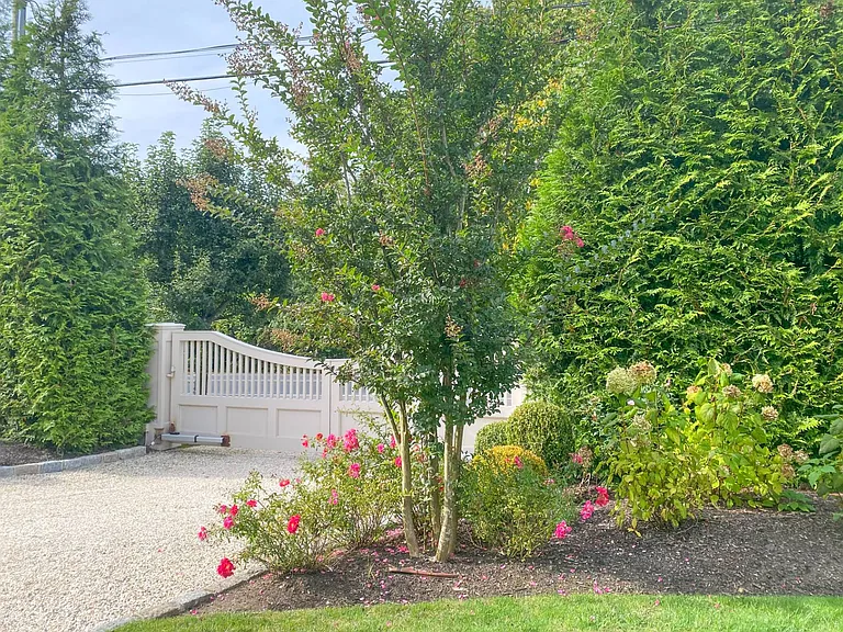 443 Sagaponack Rd — Photo 33
