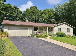 13748 Shirley Dr, Burnsville, MN 55337