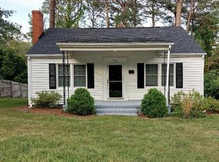 325 Pinecrest Dr, Fayetteville, NC 28305