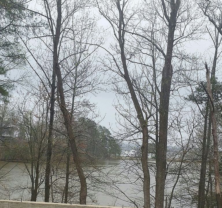 Lake Charming and Bay view