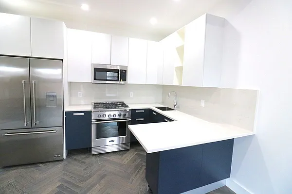 Rented by Compass | media 2