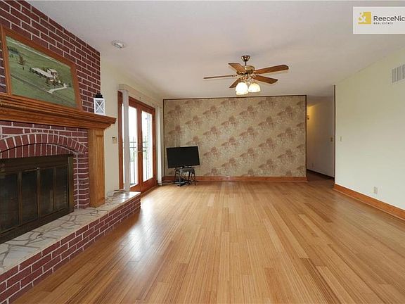 3rd image of 12609 Northern Ave