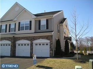 44 Brecknock Ct, Newtown, PA 18940