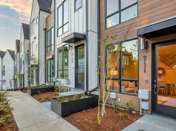 9744 Holman Rd NW, Seattle, WA 98117