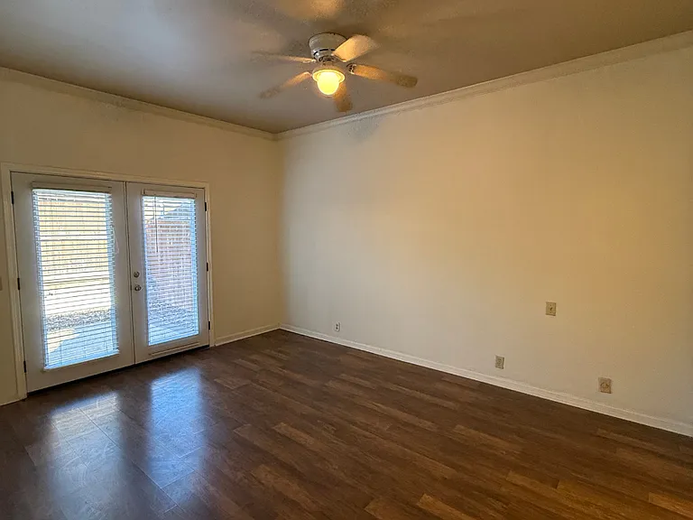 101 Fenimore Ave #2 — Photo 6