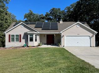 3218 Brook Stone Rd, Festus, MO 63028