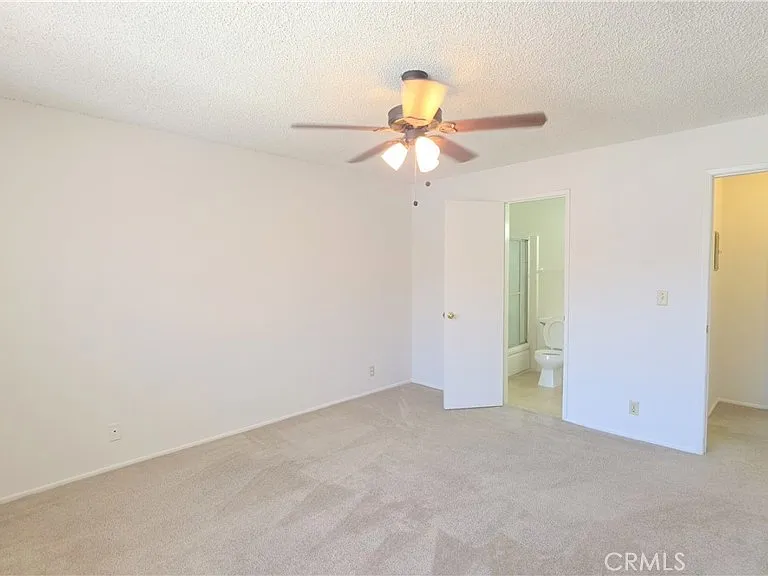 1086 Springfield St #D — Photo 14