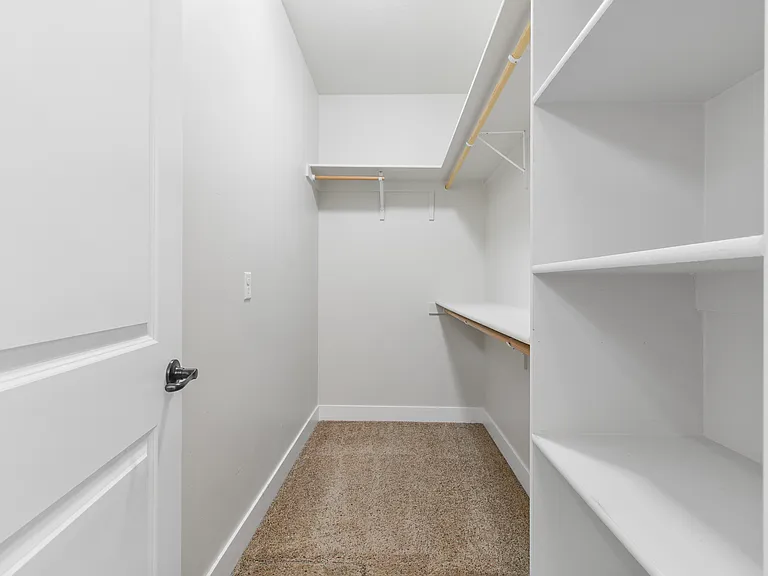 1015 White Birch Ave — Photo 29