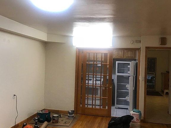 2nd image of 12414 25th Avenue # First Fl