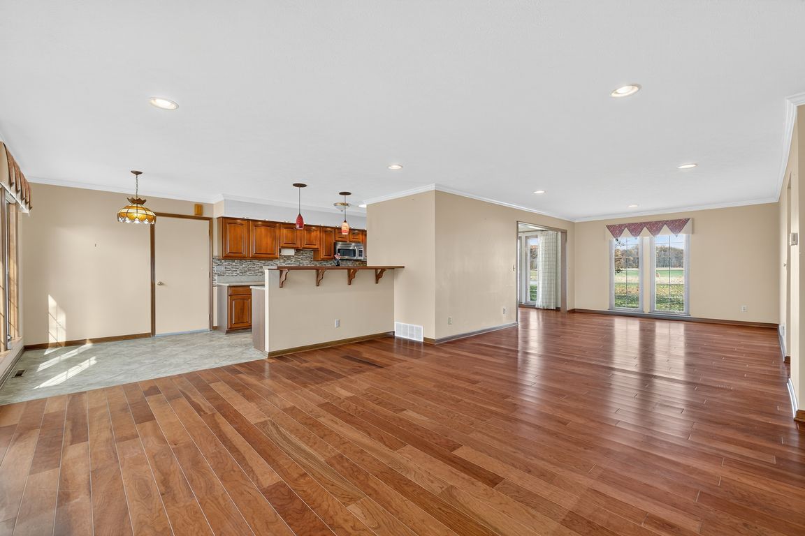 next background image