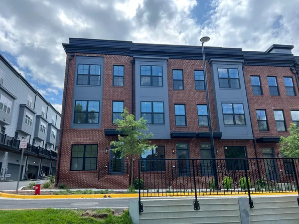 11252 Bunsen St, Reston, VA 20190