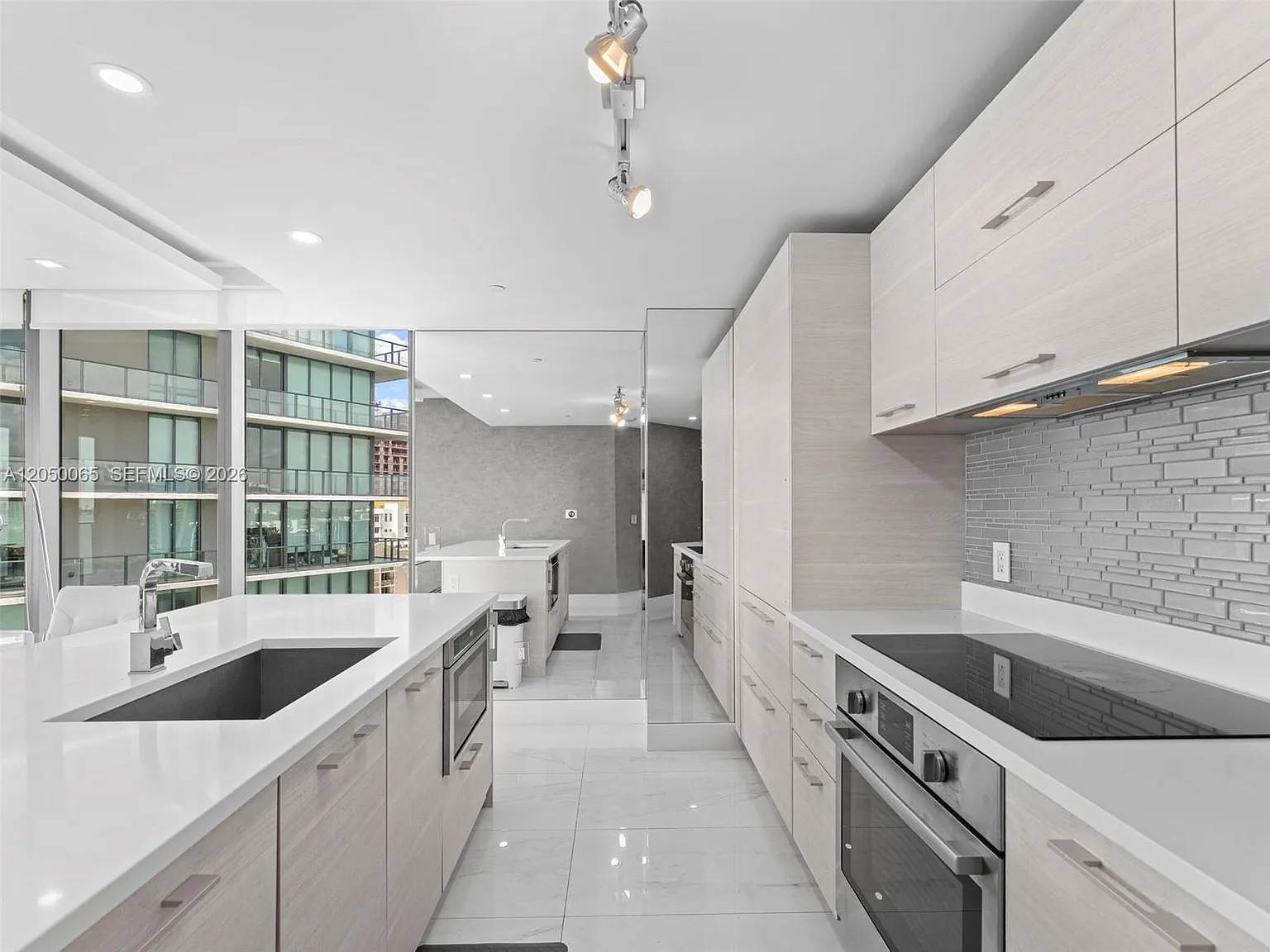 Paraiso Bay Condo — Photo 4