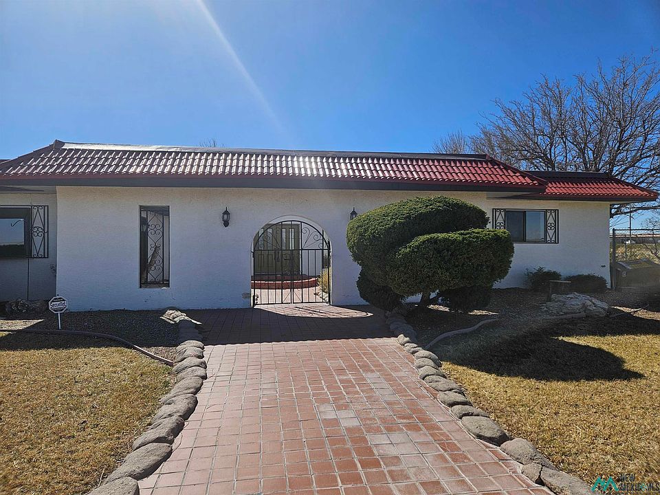 1st image of 7 Loma Verde Ln