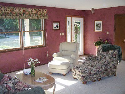 3rd image of 151 Fredericksberg Dr